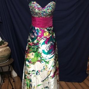 Allure Evening size 2